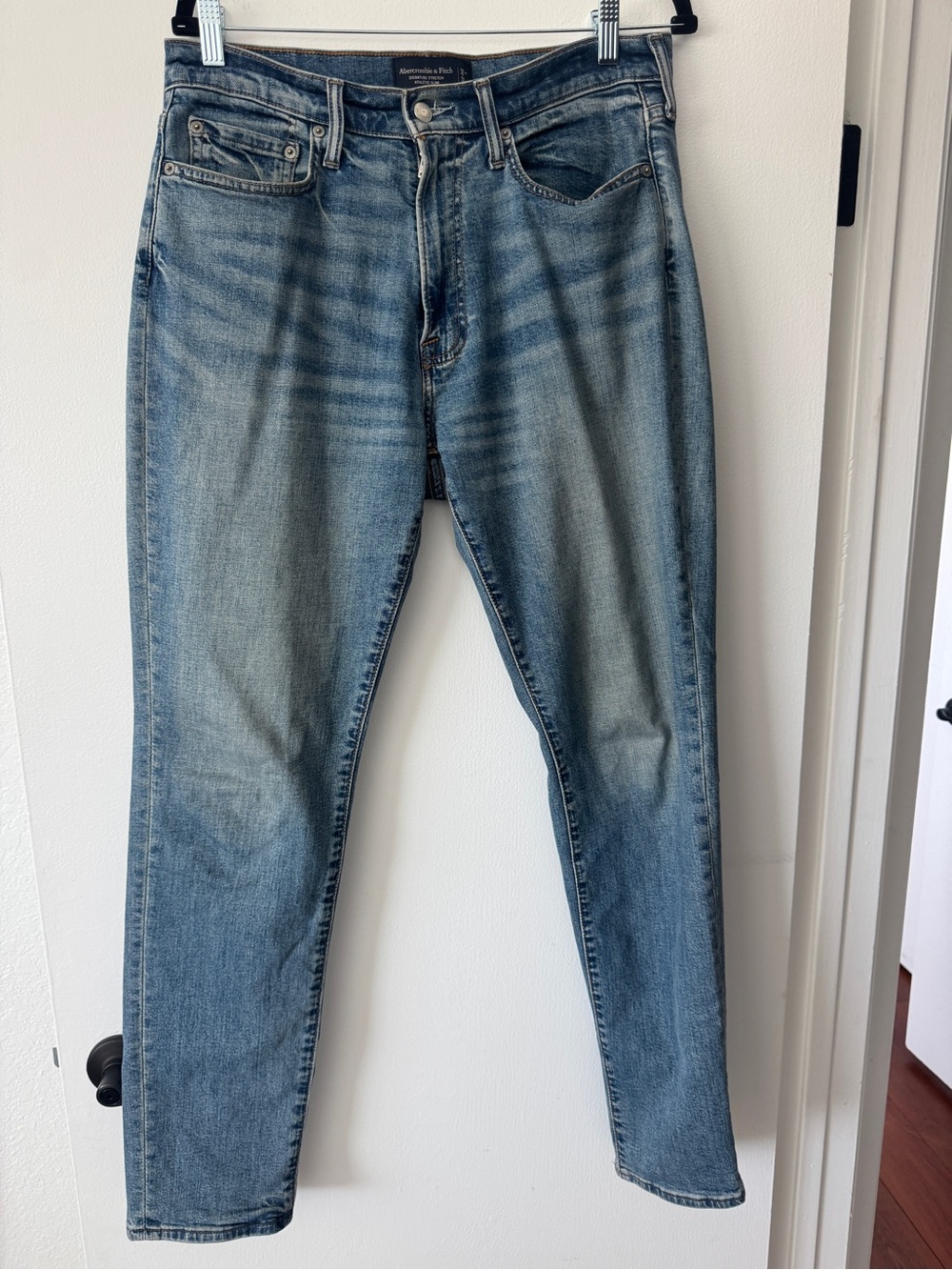 Abercrombie & Fitch Signature Stretch Athletic Slim Jeans | Men’s 32x32